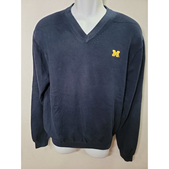 Lot of 5 Assorted Men Shirts ( 4 t-shirts, 1 sweater ) Size M (medium) - Picture 3 of 9